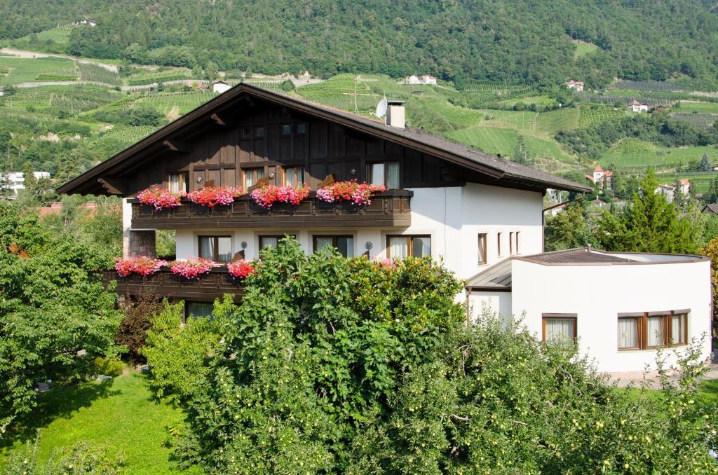 Haus Christl Bed & Breakfast Lana Exterior photo